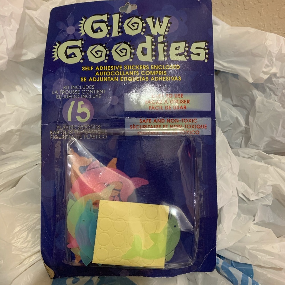 Glow in the dark dolphins for wall decorating